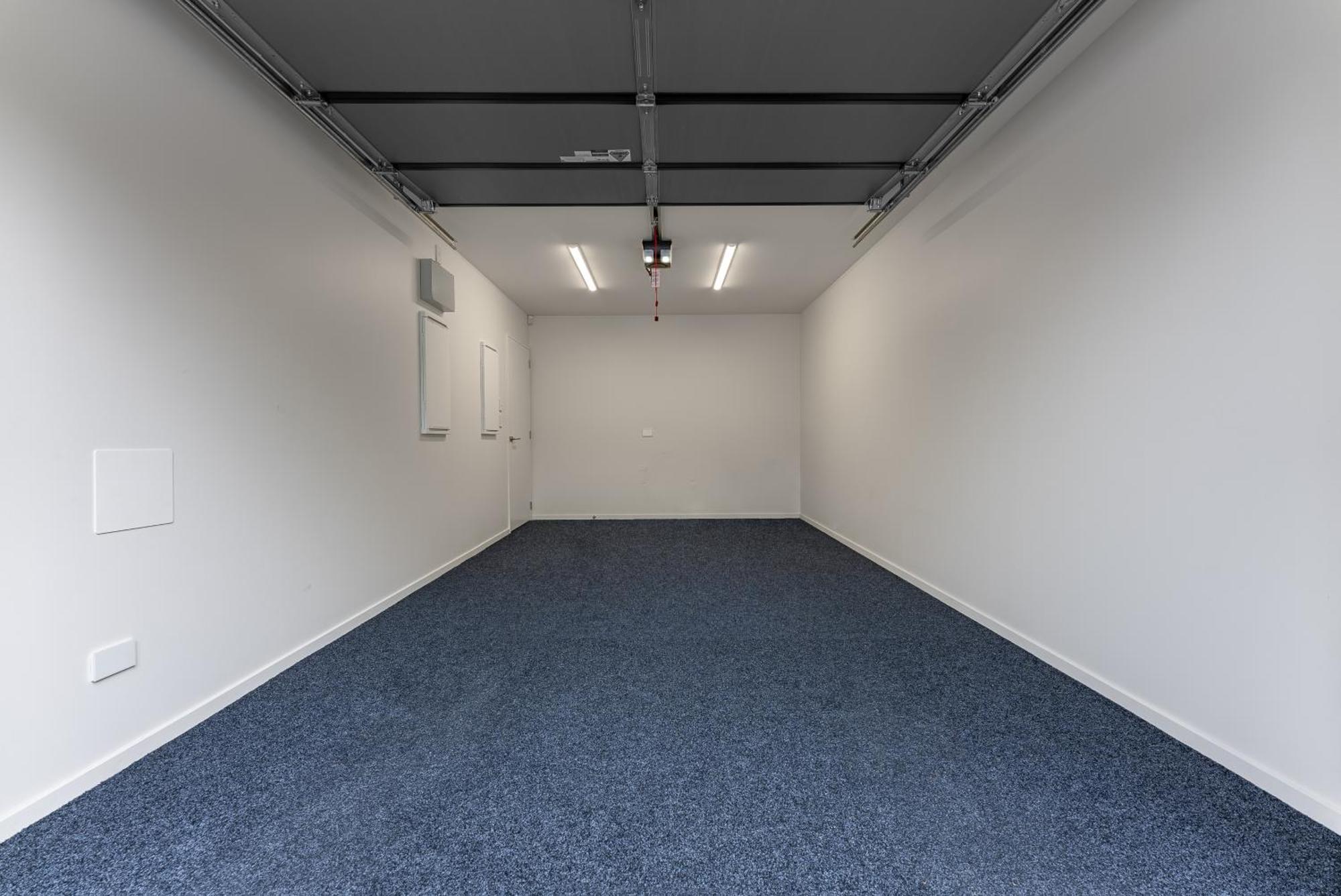 Urban Nest - Entire Townhouse And Free Parking Villa Крайстчърч Екстериор снимка