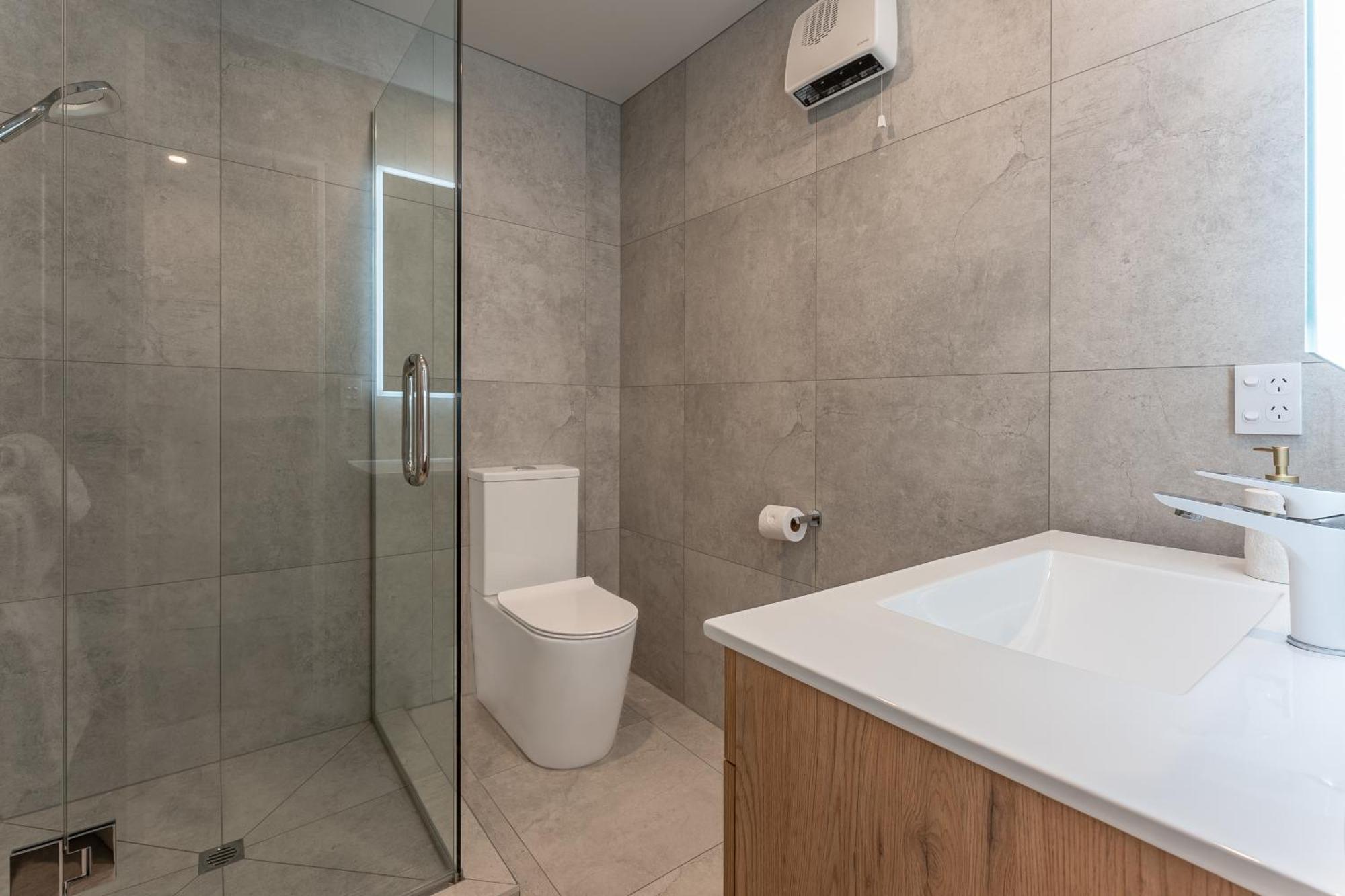 Urban Nest - Entire Townhouse And Free Parking Villa Крайстчърч Екстериор снимка