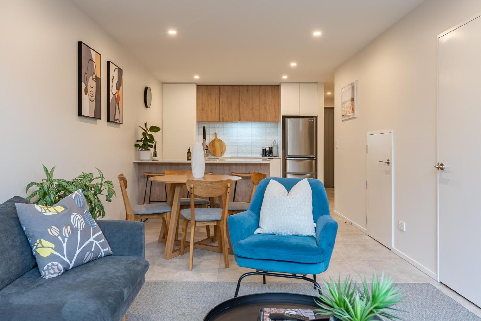 Urban Nest - Entire Townhouse And Free Parking Villa Крайстчърч Екстериор снимка